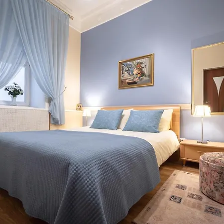 Apartment Classic In Old Town Tallinn