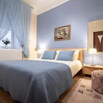 Apartment Classic In Old Town Tallinn